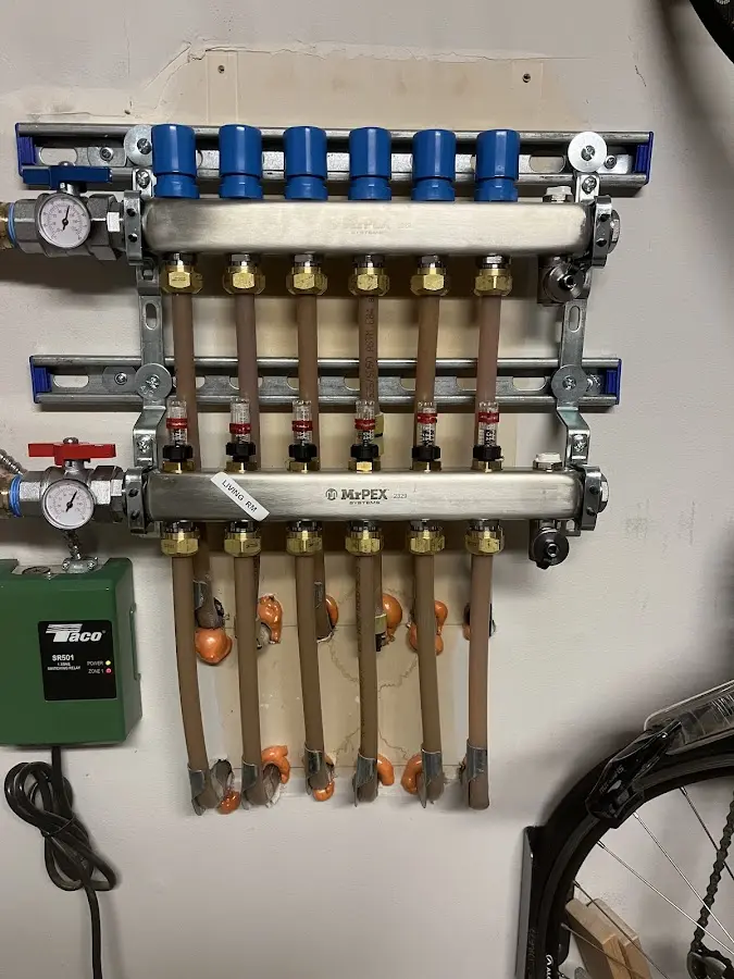 Plumber performing Leak Detection at a residential property in Long Beach